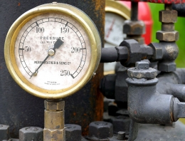 NEUMAN & ESSER Compressor Service